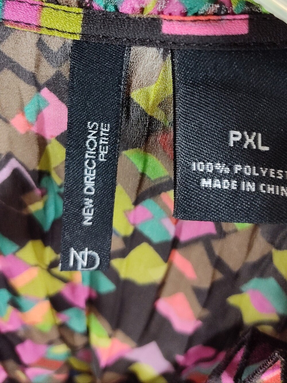 New Direction Collection Black Multicolor Ruffle Button-Front Blouse - Picture 2 of 2
